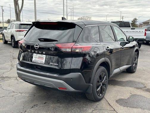 2023 Nissan Rogue SV