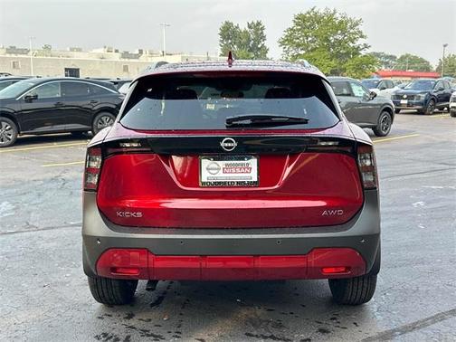 2025 Nissan Kicks SV