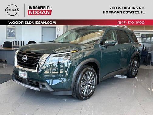 2025 Nissan Pathfinder SL