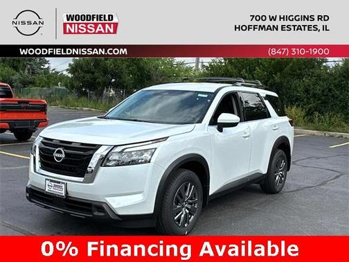 2025 Nissan Pathfinder SV