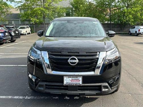 2025 Nissan Pathfinder S