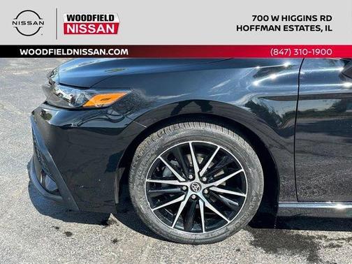 Midnight Black Metallic 2023 Toyota Camry SE