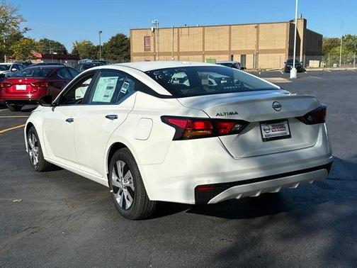 2025 Nissan Altima S