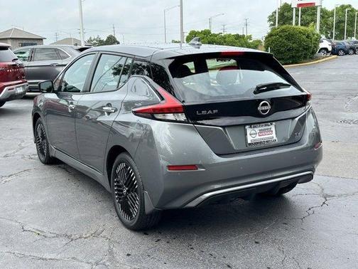 2023 Nissan Leaf SV PLUS