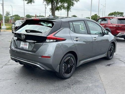 2023 Nissan Leaf SV PLUS