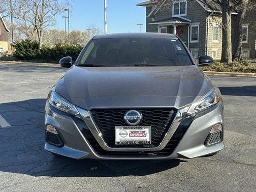 2021 Nissan Altima 2.5 SR