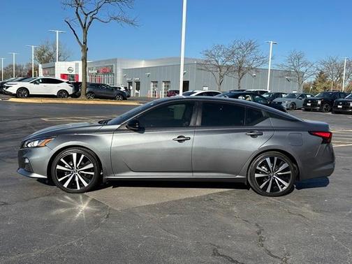2021 Nissan Altima 2.5 SR