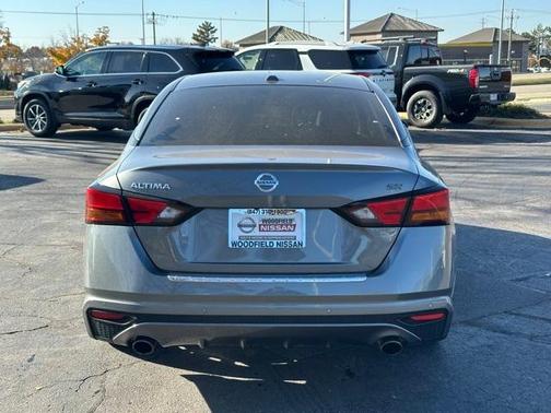 2021 Nissan Altima 2.5 SR