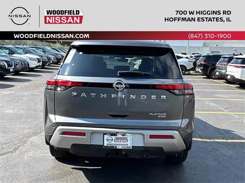 2025 Nissan Pathfinder Platinum