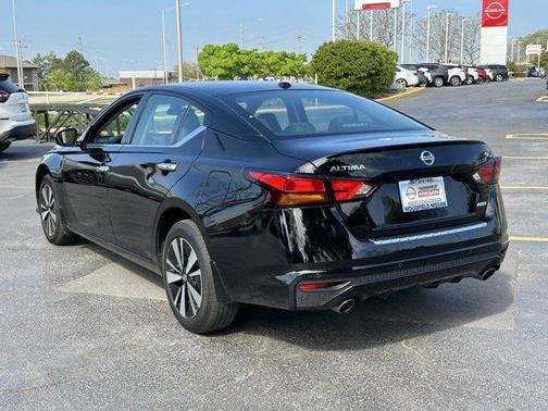 2022 Nissan Altima 2.5 SL