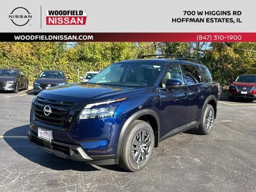 2025 Nissan Pathfinder SV