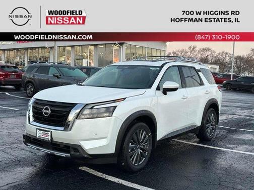 2025 Nissan Pathfinder SL