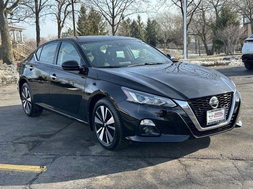 2020 Nissan Altima 2.5 SV