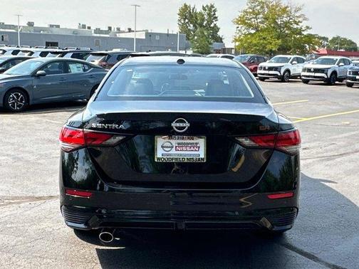 2025 Nissan Sentra SR