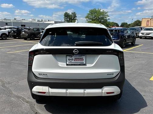 2025 Nissan Kicks SV