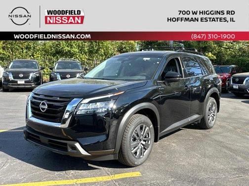 2025 Nissan Pathfinder SV