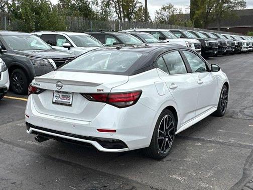 2025 Nissan Sentra SR