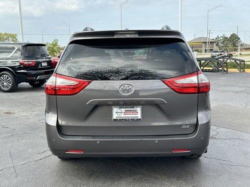 2017 Toyota Sienna L