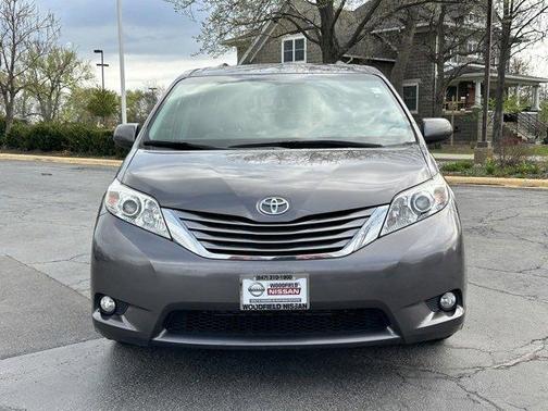 2017 Toyota Sienna L