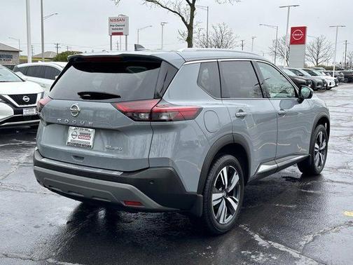 2021 Nissan Rogue SL