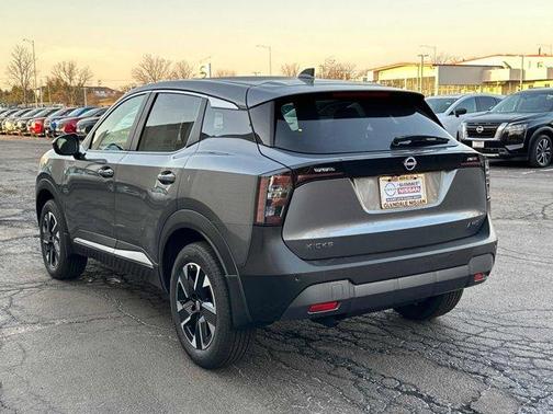 2025 Nissan Kicks SV