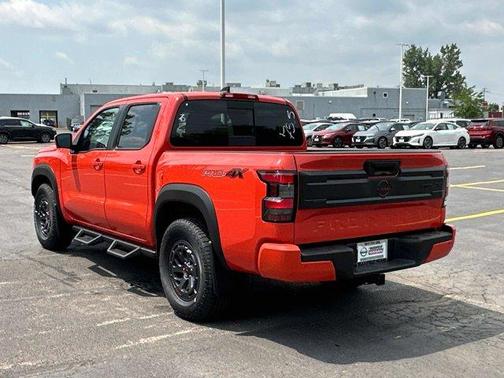 2025 Nissan Frontier PRO-4X