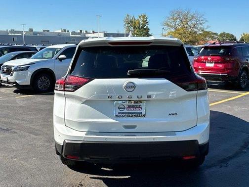 2026 Nissan Rogue SV