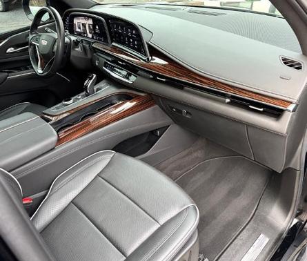 2022 Cadillac Escalade ESV Premium Luxury