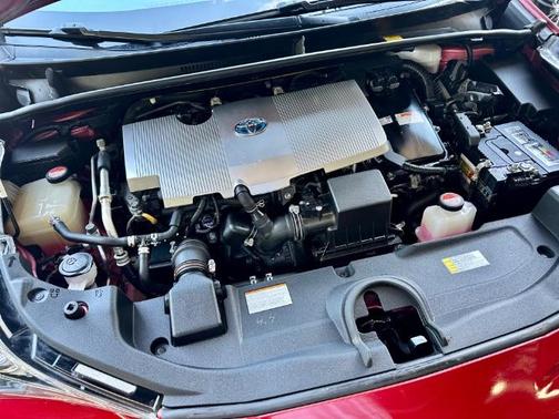 2016 Toyota Prius Two