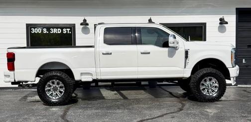 Star White 2024 Ford F-250 Lariat