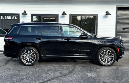 2021 Jeep Grand Cherokee L Summit