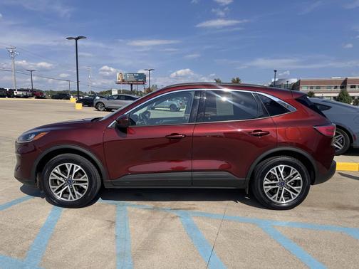 2021 Ford Escape SEL