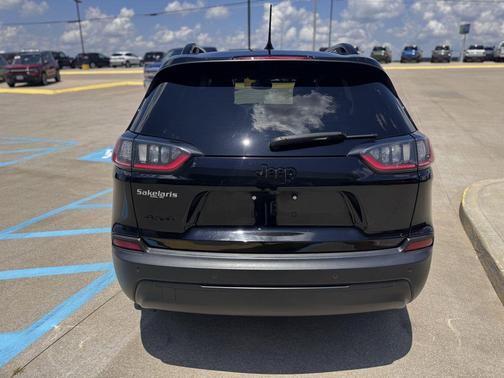 2023 Jeep Cherokee Altitude