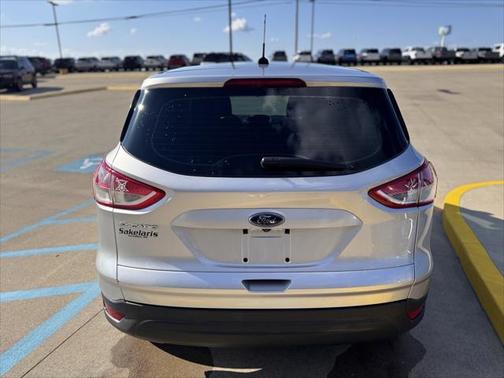 2016 Ford Escape S
