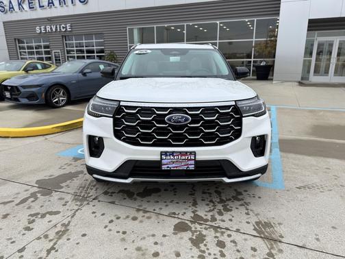 2026 Ford Explorer Platinum