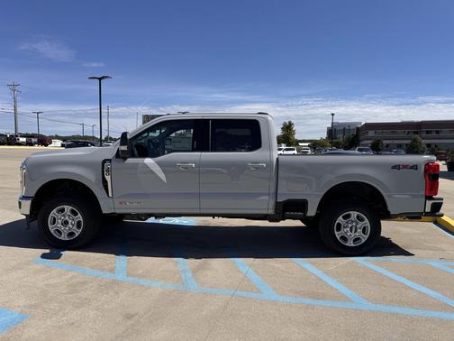 2026 Ford F-350 XLT