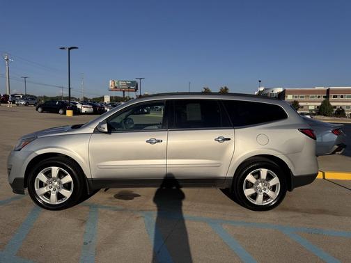 2017 Chevrolet Traverse 1LT