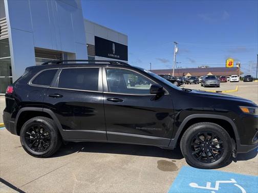 2023 Jeep Cherokee Altitude