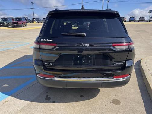 2023 Jeep Grand Cherokee Laredo