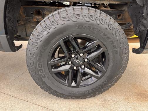 2021 Chevrolet Silverado 1500 Custom Trail Boss