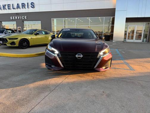 2025 Nissan Altima SV AWD