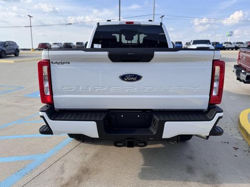 2026 Ford F-250 XL