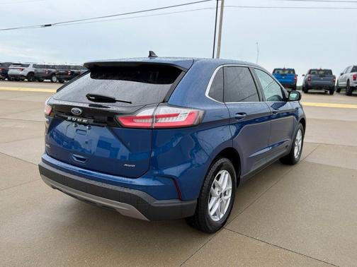 Atlas Blue Metallic 2021 Ford Edge SEL