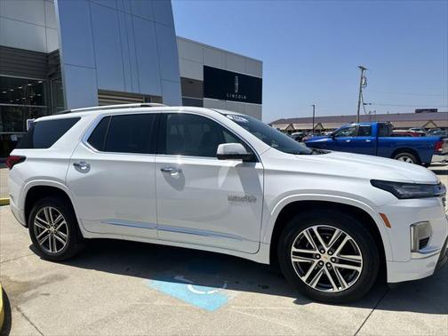 2022 Chevrolet Traverse High Country