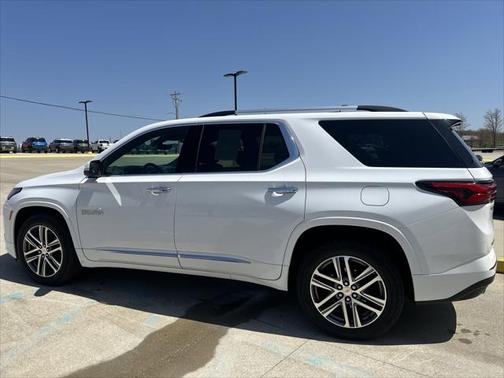 2022 Chevrolet Traverse High Country