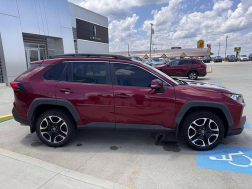 2019 Toyota RAV4 Adventure