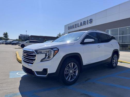 2023 GMC Terrain SLT
