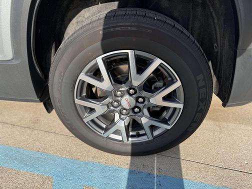 2023 GMC Acadia AWD SLT