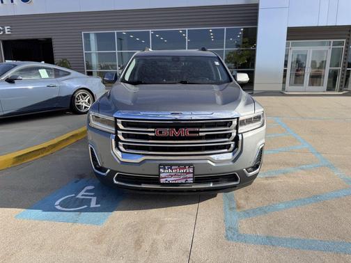2023 GMC Acadia AWD SLT