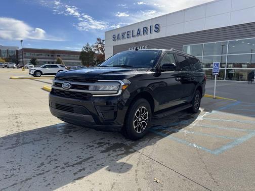 2024 Ford Expedition Max XLT